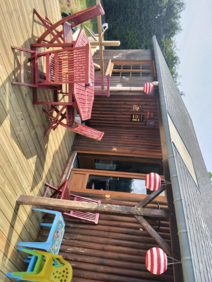 La Cabane Des Druides Perigny  Exterior photo